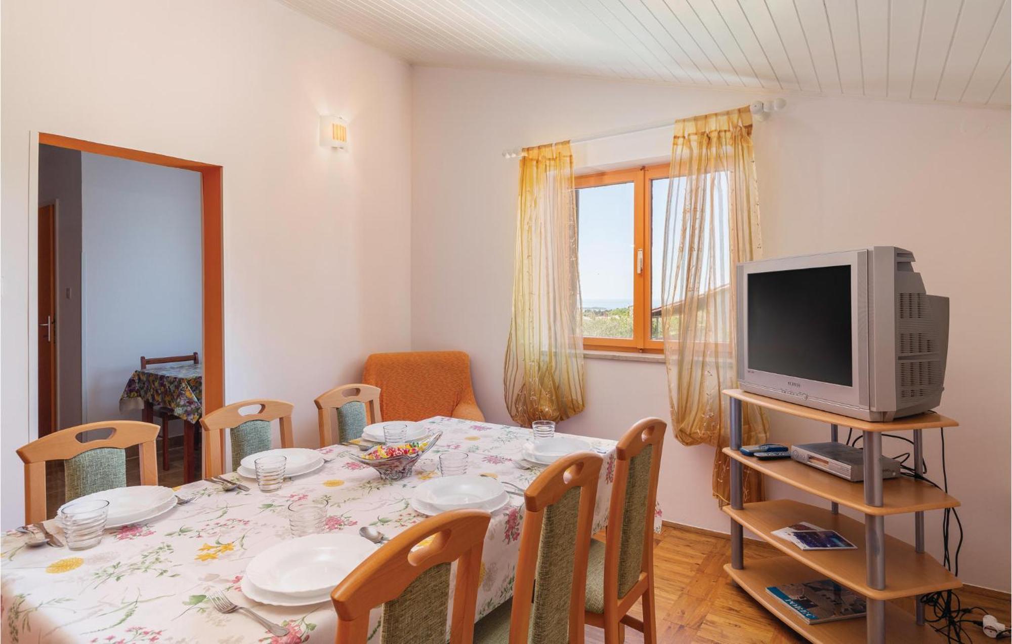 Cozy Apartment In Tar With House Sea View Tar-Vabriga Extérieur photo